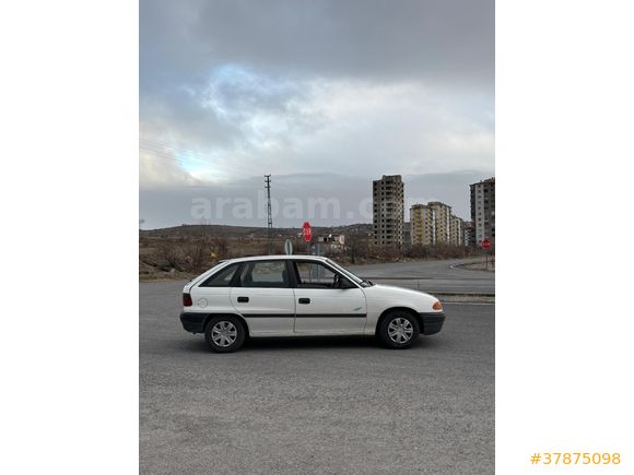 üste nakit verilecek şekilde takas Opel Astra 1.4 GL 1994 Model