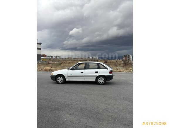 üste nakit verilecek şekilde takas Opel Astra 1.4 GL 1994 Model