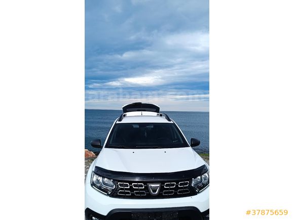 MEMURDAN TEMİZ BAKİMLİ 4X4 DUSTER