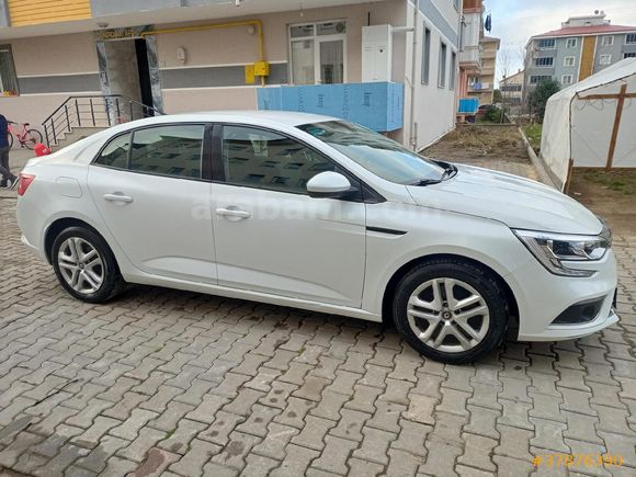 Sahibinden Renault Megane 1.6 Joy 2017 Model