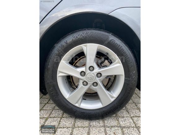 TOYOTA COROLLA 1.4 D-4D ELEGANT OTOMATİK