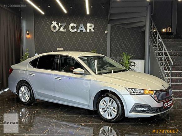 ÖZ CAR 2021 SKODA OCTAVİA 1.5eTEC ELİTE+DEĞİŞENSZ+BOYASZ+HATASIZ