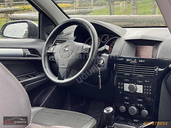 OPEL ASTRA SEDAN