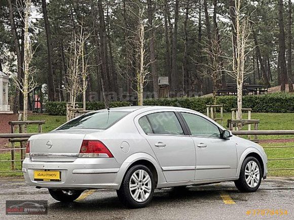 OPEL ASTRA SEDAN