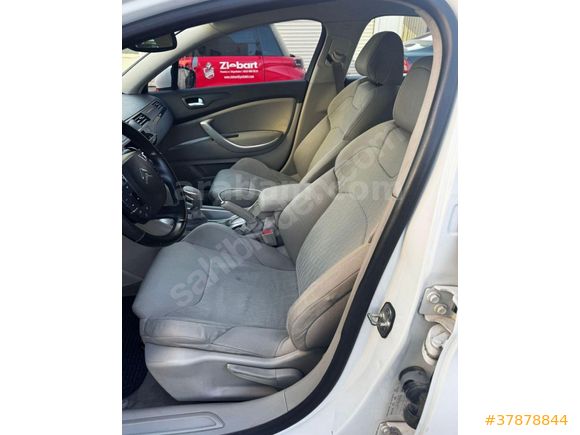 Sahibinden Citroen C5 1.6 e-HDi Dynamique 2012 Model  285.000 km Beyaz