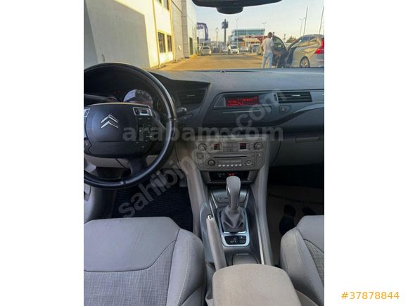 Sahibinden Citroen C5 1.6 e-HDi Dynamique 2012 Model  285.000 km Beyaz