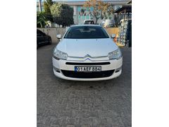 Sahibinden Citroen C5 1.6 e-HDi Dynamique 2012 Model  285.000 km Beyaz