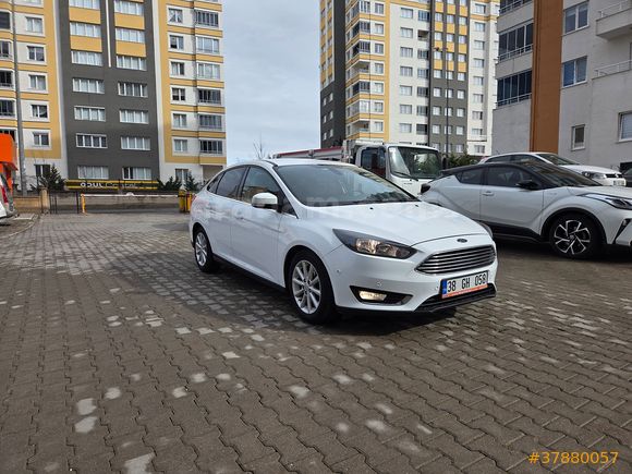 Hatasız boyasız bakımları yeni tertemiz FOCUS