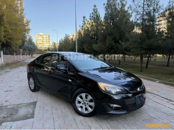 Sahibinden Opel Astra 1.6 Edition 2017 Model  144.000 km Siyah