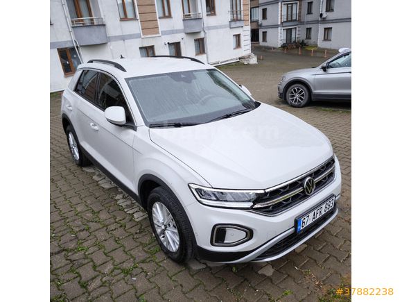 Sahibinden Volkswagen T-Roc 1.5 TSI Life 2025 Model