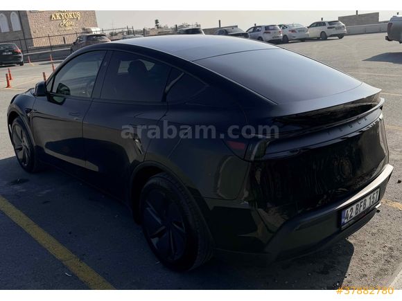 Sahibinden Tesla Model Y Standart Range 2025 Model 