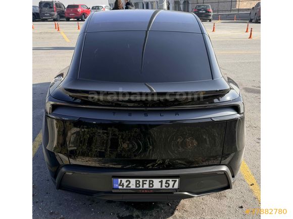 Sahibinden Tesla Model Y Standart Range 2025 Model 