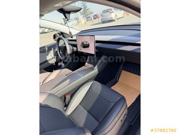 Sahibinden Tesla Model Y Standart Range 2025 Model 