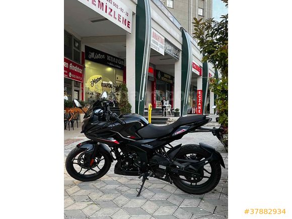 Memurdan sıfırdan farksız Bajaj Pulsar F 250 