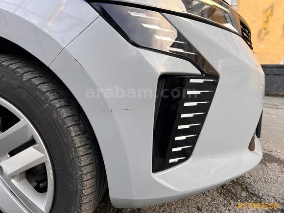 2024 Mart Çıkışlı Renault Clio 1.0 TCe Boyasız / Değisensiz
