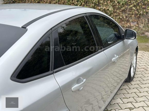 2015 FORD FOCUS 1.6 TREND X HATASIZ 147.000 KM 12 TAKSİT MEVCUT