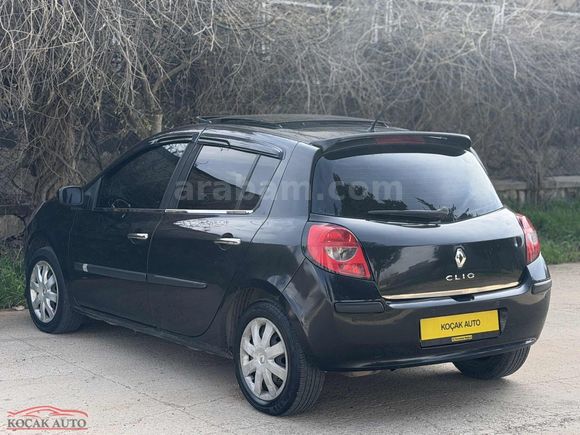 KOÇAK AUTO OTOMATİK CAM TAVAN SANRUFLU ÖZEL ÜRETİM CLIO 2008