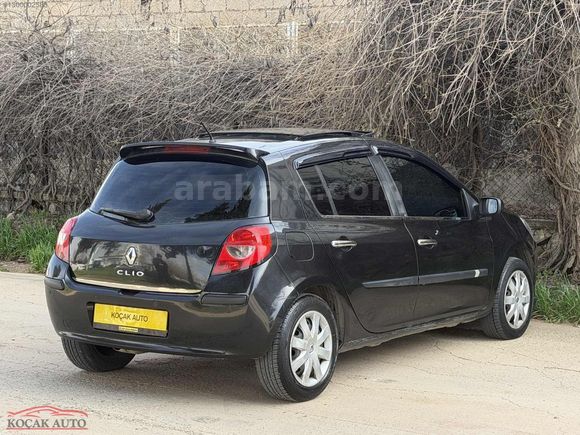 KOÇAK AUTO OTOMATİK CAM TAVAN SANRUFLU ÖZEL ÜRETİM CLIO 2008
