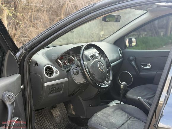 KOÇAK AUTO OTOMATİK CAM TAVAN SANRUFLU ÖZEL ÜRETİM CLIO 2008