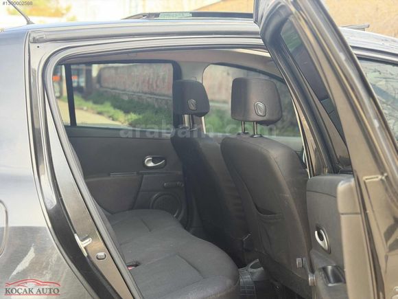 KOÇAK AUTO OTOMATİK CAM TAVAN SANRUFLU ÖZEL ÜRETİM CLIO 2008