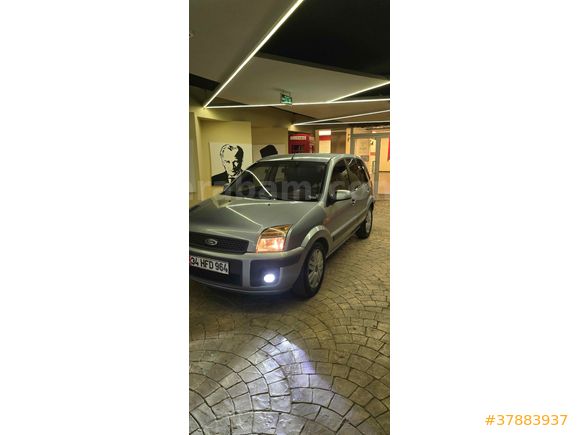 Acil satılık Fort 1.4 TDCi collection 2008 Araç 90 bgirdir Model 