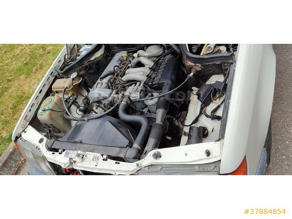 Sahibinden Mercedes - Benz E 200 d 1985 Model  577.000 km Beyaz