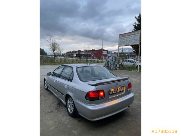 Sahibinden Honda Civic 1.6 i ES 2000 Model Sakarya