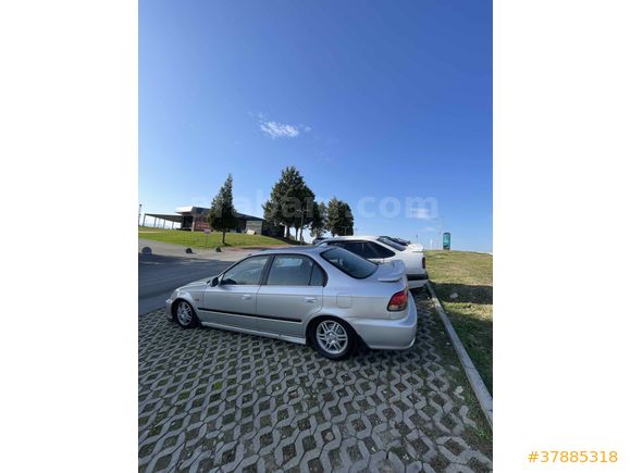 Sahibinden Honda Civic 1.6 i ES 2000 Model Sakarya