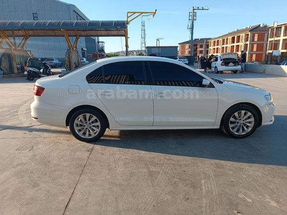Sahibinden Volkswagen Jetta 1.2 TSi BlueMotion Trendline 2017 Model