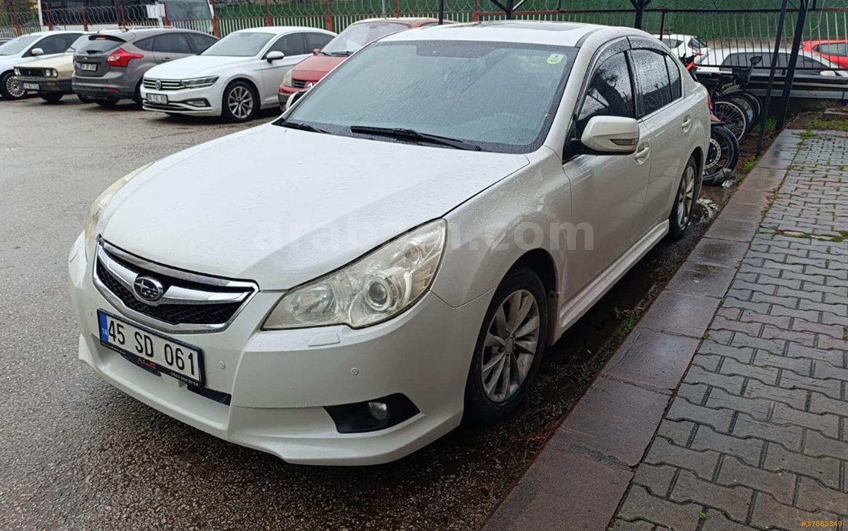 Sahibinden Subaru Legacy 2.0 Elegance 2010 Model Ankara 325.500 km Beyaz 2