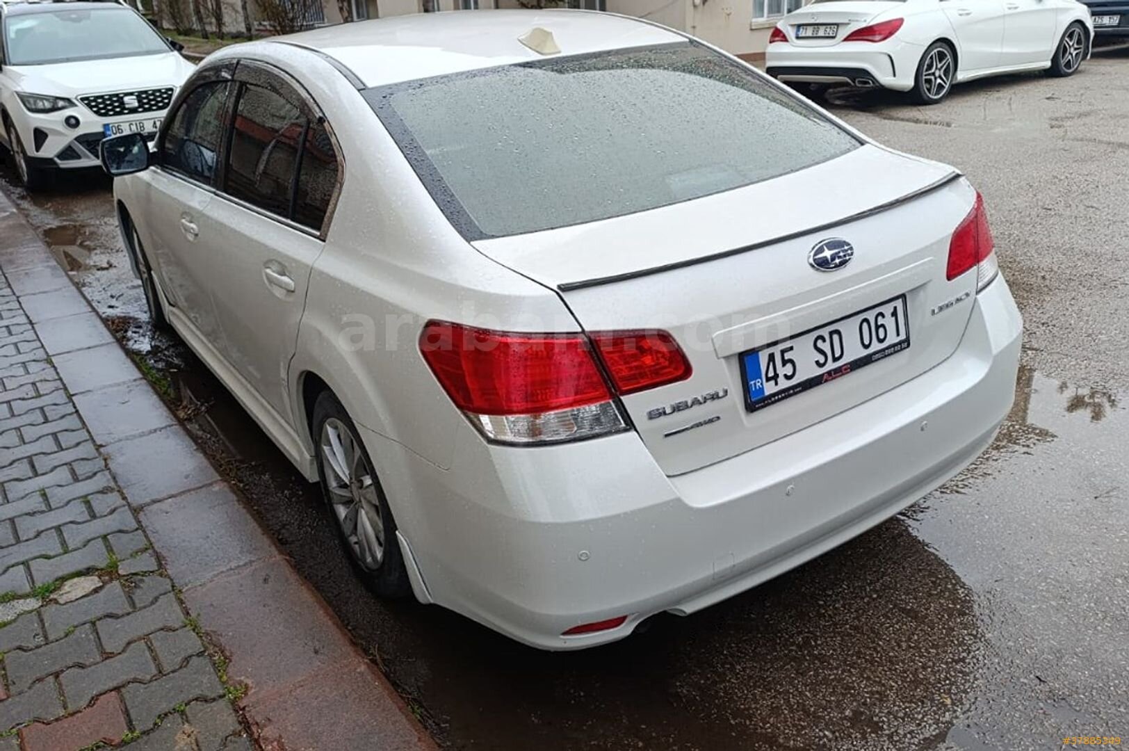 Sahibinden Subaru Legacy 2.0 Elegance 2010 Model Ankara 325.500 km Beyaz 4