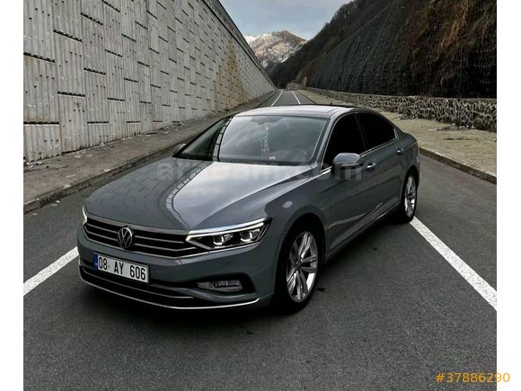 Sahibinden HATASIZ Volkswagen Passat 1.5 TSi Elegance 2022 Model  65.000 km Gri