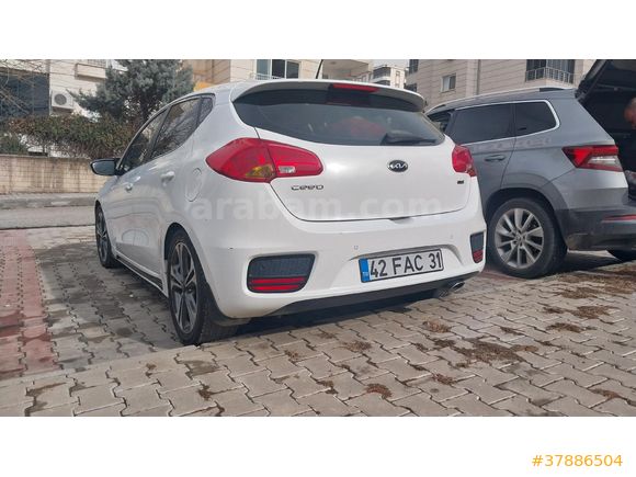 Sahibinden Kia Ceed 1.6 CRDi Concept Plus 2015 Model