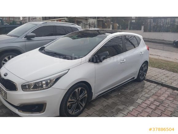 Sahibinden Kia Ceed 1.6 CRDi Concept Plus 2015 Model