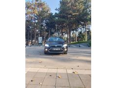Sahibinden Ford Focus 1.6 TDCi Titanium X 2010 Model  205.000 km Siyah