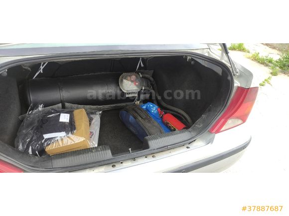 Sahibinden Ford Focus 1.4 Comfort 2004 Model