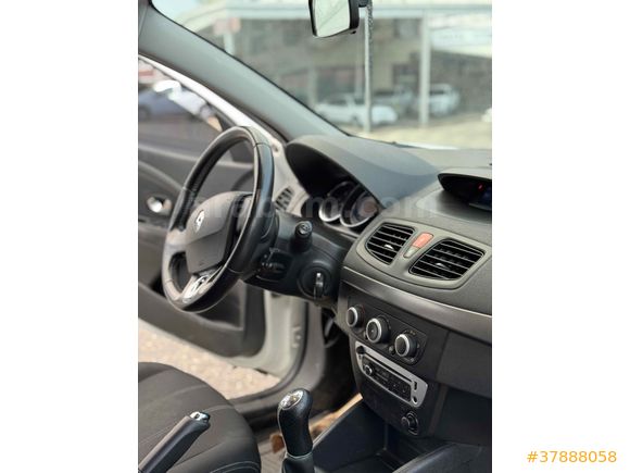 Galeriden Renault Fluence 1.5 dCi Touch 2015 Model Şanlıurfa