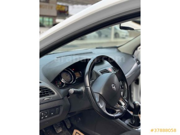 Galeriden Renault Fluence 1.5 dCi Touch 2015 Model Şanlıurfa