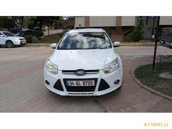 Sahibinden Ford Focus 1.6 TDCi Style 2012 Model İstanbul 256.000 km Beyaz