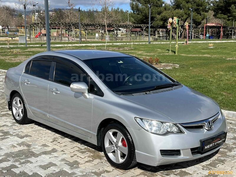 Galeriden Honda Civic 1.6i VTEC Dream 2007 Model Kütahya 183.000 km Gri (Gümüş)