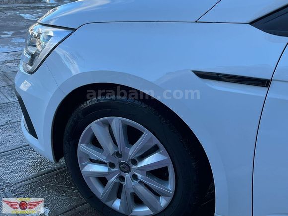2021 RENAULT MEGANE HATASIZ BOYASIZ SERVIS BAKIMLI