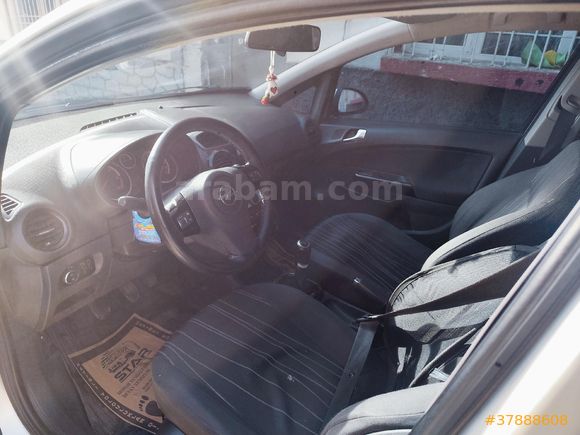 Sahibinden Opel Corsa 1.3 CDTI Enjoy 111 2011 Model