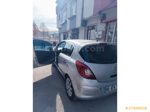 Sahibinden Opel Corsa 1.3 CDTI Enjoy 111 2011 Model