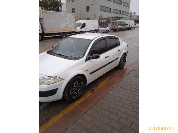 Sahibinden Renault Megane 1.4 Authentique 2004 Model