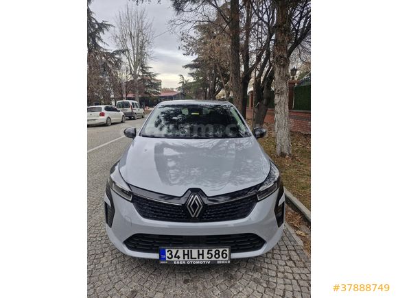 Sahibinden Renault Clio 1.0 TCe Equilibre 2023 Model Konya