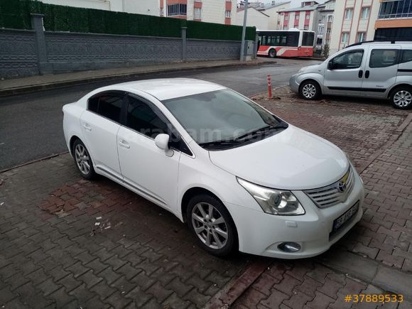Sahibinden Toyota Avensis 1.6 Elegant Extra 2011 Model