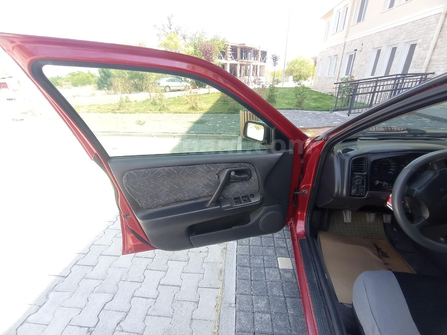 Sahibinden Nissan Primera 1.6 SLX 1998 Model Malatya 319.000 km Kırmızı 6