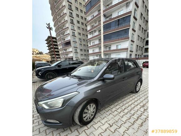 Sahibinden Hyundai i20 1.2 MPI Jump 2015 Model 