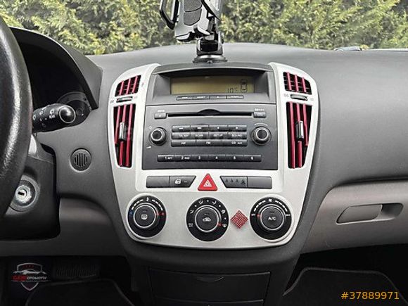 VADE+KREDİ+KREDİ KARTI 2009 CEED 1.6 CRDI MOTION OTO. VİTES