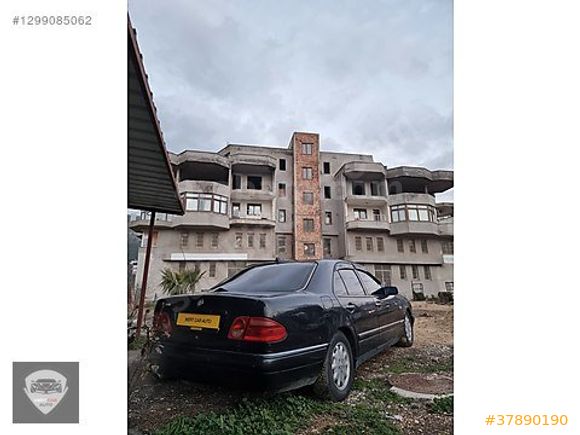 MERT CAR AUTO| MERCEDES BENZ E200 ELEGANCE 1996